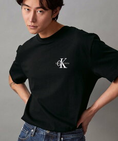 Calvin Klein Jeans (M)【公式ショップ】 カルバンクライン ショートスリーブ リラックスフィット ロゴTシャツ Calvin Klein Jeans J325510 カルバン・クライン トップス カットソー・Tシャツ ホワイト ブラック【送料無料】