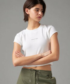 Calvin Klein (W)【公式ショップ】 カルバンクライン モノグラム ロゴ ベイビーTシャツ Calvin Klein Jeans J221171 カルバン・クライン トップス カットソー・Tシャツ ホワイト ブラック【送料無料】