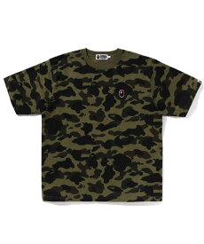 A BATHING APE 1ST CAMO ONE POINT TEE ア ベイシング エイプ トップス カットソー・Tシャツ グリーン イエロー【送料無料】