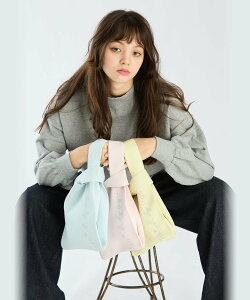 To b. by agnes b. jbgg[gobO AjGXx[ obO g[gobO sNyz