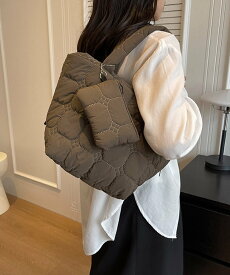 【SALE／30%OFF】miniministore 韓国風キルティングトートバッグポーチ付き ミニミニストア バッグ トートバッグ ブラウン ブラック オレンジ ホワイト カーキグリーン