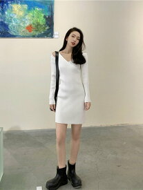 【SALE／40%OFF】Zoe Jenko ショルダーカットリブニットワンピース 9552 ゾエ ジェンコ ワンピース・ドレス ワンピース ブラック ホワイト