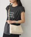 【20%ポイント還元】《本革/270g》エンボスモノグラムショルダーバッグ