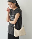 【20%ポイント還元】《本革/270g》エンボスモノグラムショルダーバッグ