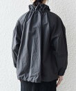 <洗濯機可能>ナイロン タスラン ギャザー スタンドカラー ブルゾン