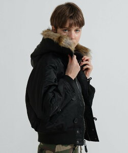 AVIREX sWOMANtN-2B COMMERCIAL ABbNX WPbgEAE^[ u]EWp[ ubNyz