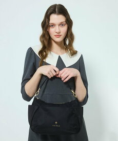 TOCCA 【大人百花掲載】PIECE OF CRESCENT NYLONBAG バッグ トッカ バッグ ショルダーバッグ レッド ブラック ベージュ ネイビー【送料無料】