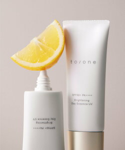 to/one ブライトニング デイエッセンス UV トーン スキンケア 日焼け止め・UVケア