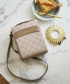 【SALE／30%OFF】& chouette 型押しモノグラム スクエアショルダーバッグ アンドシュエット バッグ ショルダーバッグ ベージュ ブルー グリーン【送料無料】