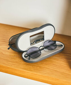 LAKOLE _uKlP[X R zE|[`EP[X ̑̍zE|[`EP[X O[