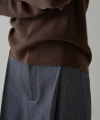 【アンサンブル可能】フェザートリミングニットプルオーバー
