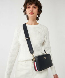 TOMMY HILFIGER 【オンライン限定】エッセンシャルクロスボディバッグ トミーヒルフィガー バッグ ショルダーバッグ ネイビー レッド【送料無料】