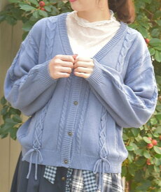 【SALE／25%OFF】axes femme 編み上げケーブルニットカーディガン アクシーズファム トップス カーディガン ブルー ベージュ グレー ピンク