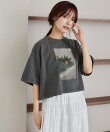 フラワーモチーフTシャツ