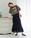 フラワーモチーフTシャツ