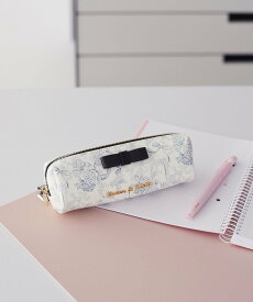 Maison de FLEUR フラワーガーデン柄合皮ロングポーチ メゾン ド フルール 財布・ポーチ・ケース ポーチ ブルー ピンク ブラック【送料無料】