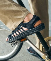 楽天市場】keen キーン uneek 02 ユニーク オーツーの通販
