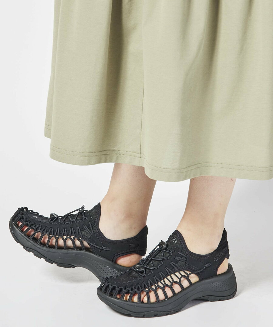 KEEN WOMEN UNEEK ASTORIA レディース ユニーク アストリア キーン シューズ・靴 サンダル ブラック【送料無料】 - メイン画像 16