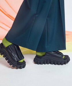 MAISON SPECIAL �ySPECIAL SHOES FACTORY COLLABORATION�zRattling Sole Gathering Sandal ���]���X�y�V���� �V���[�Y�E�C �T���_�� �z���C�g �u���b�N�y���������z