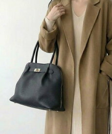 【SALE／71%OFF】styiro styiro/【PC/A4対応】フロントベルト付きあおりボストンバッグ イストワール バッグ ビジネスバッグ・ブリーフケース ホワイト ブラック ブラウン【送料無料】