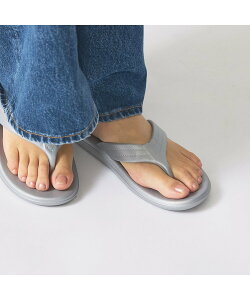 Rouge vif la cle �yISLAND SLIPPER / �A�C�����h�E�X���b�p�zEVA �g���O�T���_�� ���[�W���E���B�t ���N�� �V���[�Y�E�C �T���_�� �u���b�N �V���o�[ �O���[�y���������z