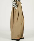 ハイウエストベルトタックパンツ / High-Waist Belted Tuck Pants