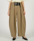 ハイウエストベルトタックパンツ / High-Waist Belted Tuck Pants