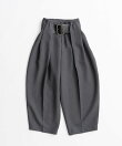 ハイウエストベルトタックパンツ / High-Waist Belted Tuck Pants