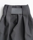 ハイウエストベルトタックパンツ / High-Waist Belted Tuck Pants