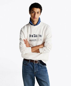 【SALE/50%OFF】TOMMY HILFIGER ヒルフィガーフラッグクルーネックトレーナー トミーヒルフィガー トップス スウェット・トレーナー ホワイト ネイビー【送料無料】