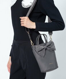 TOCCA 【新色登場・泉里香さん着用】RIBBON KNOT NYLON MULTI BAG ナイロンマルチバッグ トッカ バッグ その他のバッグ ベージュ レッド ブラック ネイビー グレー【送料無料】