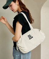 MARY QUANT ロゴ刺繍 ギャザー ボストンバッグ 限定展開 フリークスストア バッグ ボストンバッグ グリー…