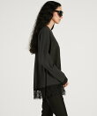 アシメヘムレーストップ / Asymmetrical Hem Lace Top