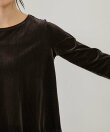 リブベロアアシンメトリー裾レーストップス