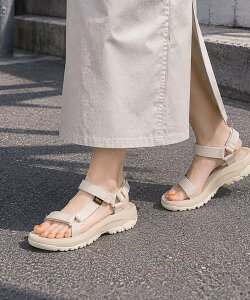 TEVA W HURRICANE XLT2 AMPSOLE[6~8�T�C�Y�W�J] �t���[�N�X�X�g�A �V���[�Y�E�C �T���_�� �u���b�N �x�[�W���y���������z