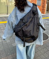 【SALE／25%OFF】SOLLON. ドローコードワンショルダーナイロンボディバッグ アウトフィッターラボ バッグ…
