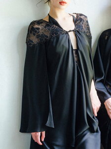 ANNEBRA Whispers [XRrXbgX[uKE Au Ci[E[EFA pW} ubN x[Wyz