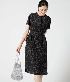 【SALE／23%OFF】NEWYORKER WOMEN ランダムドットプリント 共地ベルト付半袖ワンピース ニューヨーカー ワンピース・ドレス ワンピース ブラック ネイビー【送料無料】