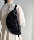ST: MEI メイ BOTTOMLINE L ボトムライン Lサイズ ボディバッグ