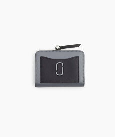 MARC JACOBS 【公式】THE UTILITY SNAPSHOT MINI COMPACT WALLET/ザ ユティリティ スナップショット ミニコンパクト ウォレット 二つ折り財布 マーク ジェイコブス 財布・ポーチ・ケース 財布 グレー【送料無料】