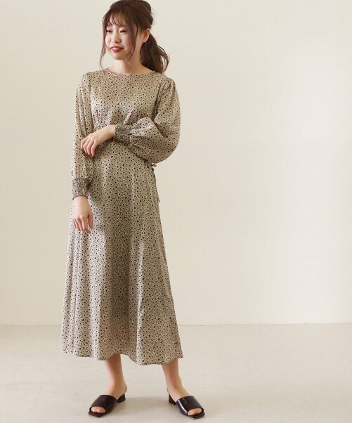 Cheek オンライン先行販売 小花柄レースアップワンピース Rakuten Fashion 楽天ファッション 旧楽天ブランドアベニュー Ce4417