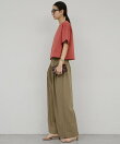 クロップドTee
