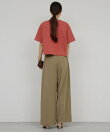 クロップドTee