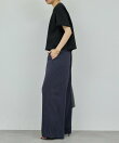 クロップドTee