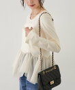 イレヘムチュールペプラムプルオーバー