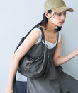 アイレットムーンショルダー