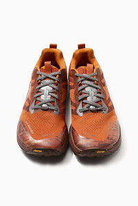 and wander Altra×and wander LONE PEAK 9+ �A���h�����_�[ �V���[�Y�E�C ���̑��̃V���[�Y�E�C �I�����W �O���[���y���������z