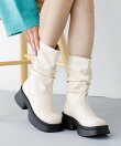 厚底シャーリングブーツ