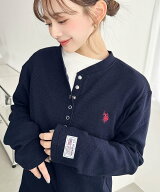 moment+ U.S.POLO ASSN.ワンポイント刺繍長袖ワッフルヘンリーネックプルオーバー モーメントプラス トッ…