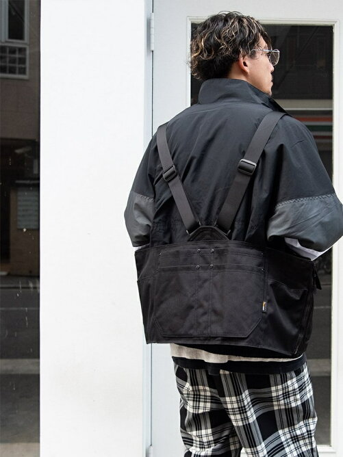 Device Rename U インフルエンサー トリプルコラボ 変形ゲームベスト ベスト型バッグ Rakuten Fashion 楽天ファッション 旧楽天ブランドアベニュー Aj4450